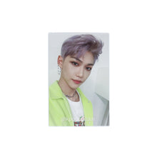 Load image into Gallery viewer, Stray Kids &#39;Go Live&#39; GO生 Official Album Photocard
