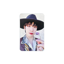 Load image into Gallery viewer, ATEEZ &#39;GOLDEN HOUR Part.1&#39; Apple Music Lucky Draw Benefit Photocard
