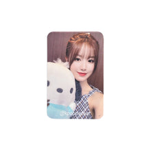 Load image into Gallery viewer, (G)I-DLE &#39;I SWAY&#39; Apple Music Lucky Draw Benefit Photocard
