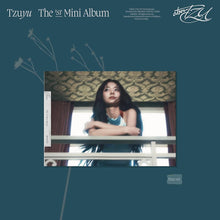 Load image into Gallery viewer, TZUYU 1st Mini Album &#39;abouTZU&#39;
