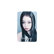 Load image into Gallery viewer, NMIXX &#39;Fe3O4: BREAK&#39; MMT Lucky Draw Benefit Photocard
