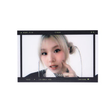 Load image into Gallery viewer, TWICE Ready To Be Official MD POB Benefit Film Photocard
