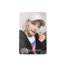 Load image into Gallery viewer, Stray Kids &#39;樂-STAR [ROCK-STAR]&#39; Soundwave Lucky Draw Round 1 Benefit Photocard
