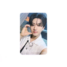 Load image into Gallery viewer, Stray Kids &#39;樂-STAR [ROCK-STAR]&#39; JYP Shop POB Benefit Photocard
