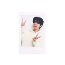 Load image into Gallery viewer, Stray Kids &#39;Perfect Day with SKZ&#39; 2024 Season&#39;s Greetings Apple Music POB Benefit Photocard
