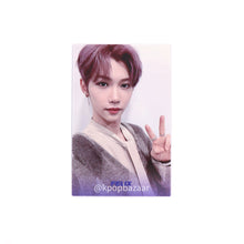 Load image into Gallery viewer, Stray Kids &#39;Cle: Levanter&#39; Official Album Photocard
