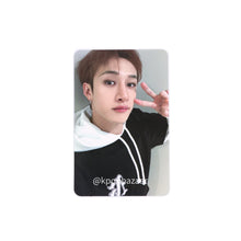 Load image into Gallery viewer, Stray Kids &#39;樂-STAR [ROCK-STAR]&#39; Soundwave Lucky Draw Round 5 Benefit Photocard
