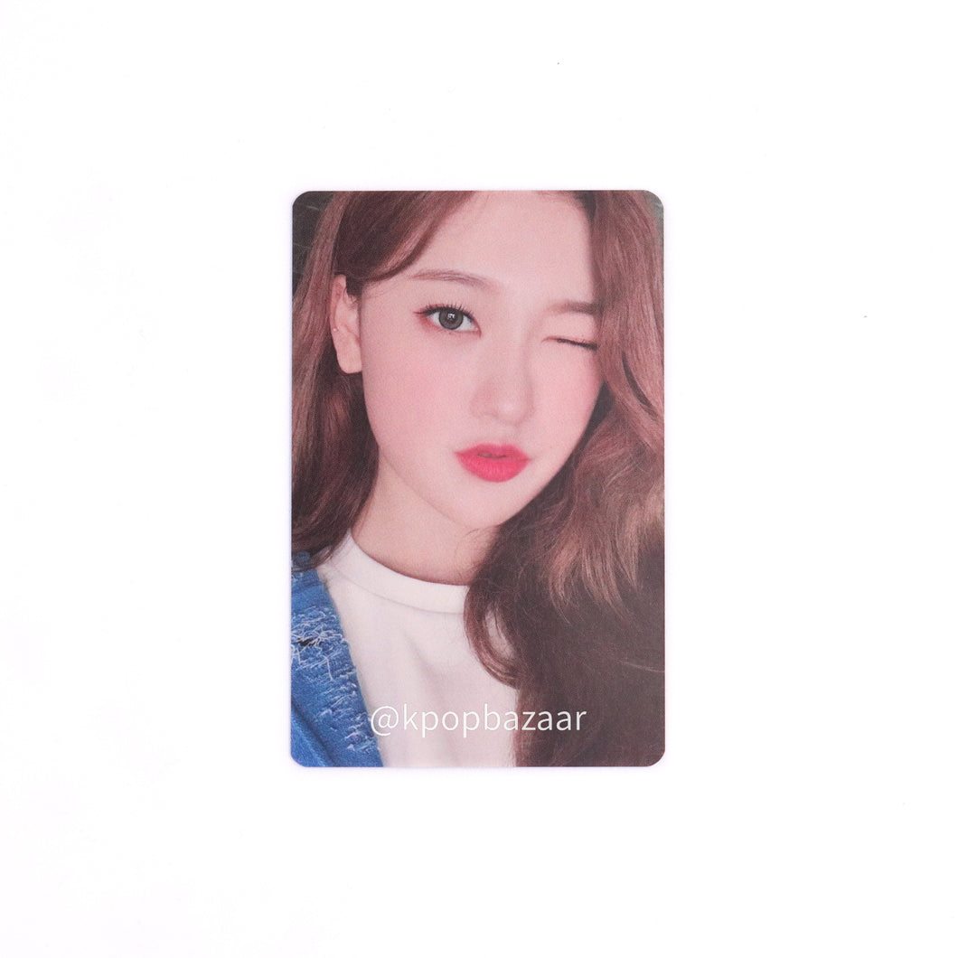 LOONA '#' Official Showcase Benefit Photocard