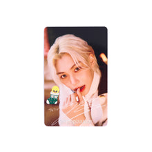 Load image into Gallery viewer, Stray Kids &#39;Xmas Pop-up Store 2023&#39; MD POB Benefit Photocard
