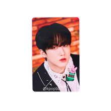 Load image into Gallery viewer, Stray Kids &#39;Xmas Pop-up Store 2023&#39; MD POB Benefit Photocard
