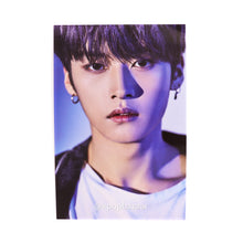 Load image into Gallery viewer, Stray Kids &#39;Cle 2: Yellow Wood&#39; Preorder Benefit Postcard
