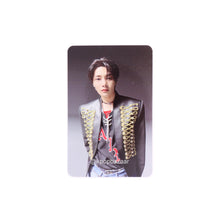 Load image into Gallery viewer, Stray Kids &#39;樂-STAR [ROCK-STAR]&#39; Official Album Photocard - Postcard Version
