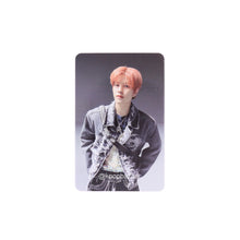 Load image into Gallery viewer, Stray Kids &#39;樂-STAR [ROCK-STAR]&#39; Official Album Photocard - Postcard Version
