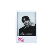 Load image into Gallery viewer, Stray Kids &#39;樂-STAR [ROCK-STAR]&#39; Soundwave Lucky Draw Round 4 Benefit Photocard
