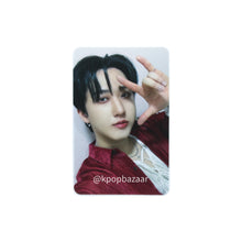 Load image into Gallery viewer, Stray Kids &#39;樂-STAR [ROCK-STAR]&#39; Soundwave Lucky Draw Round 4 Benefit Photocard
