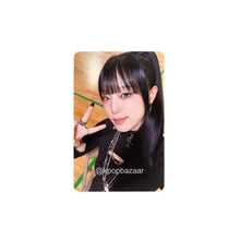 Load image into Gallery viewer, YENA &#39;네모네모&#39; Apple Music Lucky Draw Benefit Photocard
