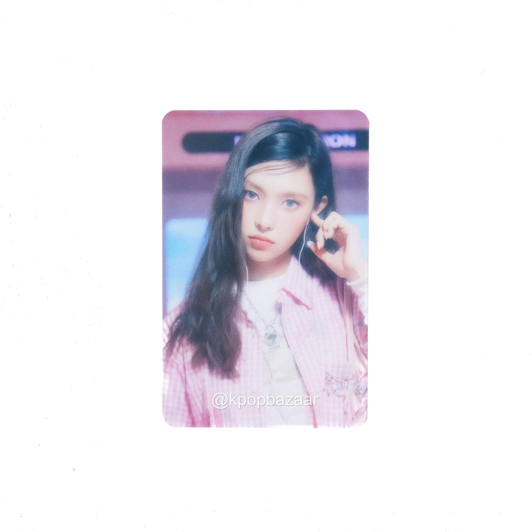 ILLIT 'I'll Like You' Apple Music POB Benefit Photocard