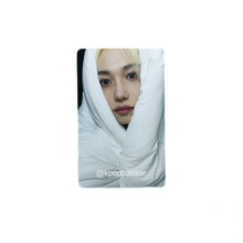 Load image into Gallery viewer, Stray Kids &#39;合 (HOP)&#39; JYP Shop POB Benefit Photocard
