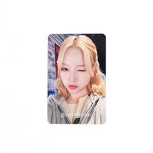 Load image into Gallery viewer, Loossemble &#39;TTYL&#39; Makestar Lucky Draw Round 1 Benefit Photocard
