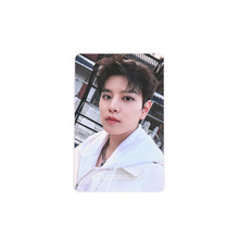 Load image into Gallery viewer, Stray Kids &#39;合 (HOP)&#39; Music Plant POB Benefit Photocard
