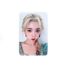 Load image into Gallery viewer, Kep1er 2023 Season&#39;s Greetings POB Benefit Photocard
