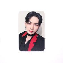 Load image into Gallery viewer, ATEEZ &#39;The World Ep.1: Movement&#39; Soundwave Lucky Draw Round 4 Benefit Photocard

