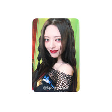 Load image into Gallery viewer, ITZY &#39;Cheshire&#39; JYP Shop POB Benefit Photocard
