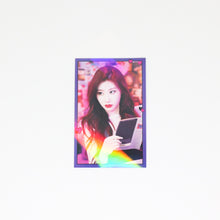 Load image into Gallery viewer, ITZY &#39;Guess Who&#39; Withdrama POB Benefit Photocard
