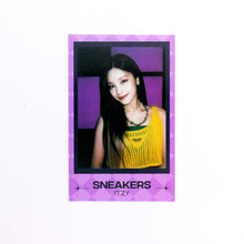 Load image into Gallery viewer, ITZY &#39;Checkmate&#39; Soundwave Lucky Draw Benefit Photocard
