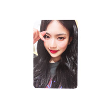 Load image into Gallery viewer, STAYC &#39;We Need Love&#39; Makestar POB Benefit Photocard
