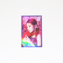 Load image into Gallery viewer, ITZY &#39;Guess Who&#39; Withdrama POB Benefit Photocard
